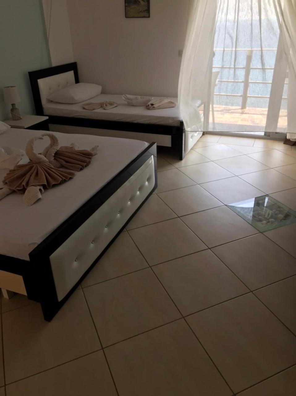 Hotel Ria Mare Qeparo Esterno foto